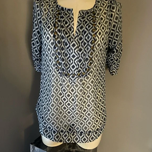 41 Hawthorn Black and White Graphic 3/4 Sleeve Blouse - Picture 5 of 7